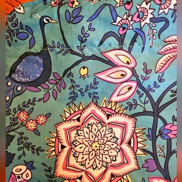 Vera Bradley peacock garden large expandable back sack duffle - Picture 6 of 6